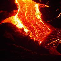 Pixwords A képet láva, vulkán, vörös, forró, tűz, hegy Jason Yoder - Dreamstime