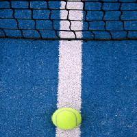 Pixwords A képet tenisz, labda, háló, sport Maxriesgo - Dreamstime