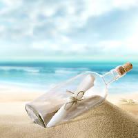 palack, tenger, homok, papír, óceán Silvae1 - Dreamstime