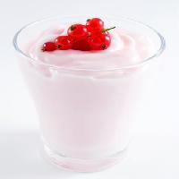 Pixwords A képet joghurt, smoothie, piros, fehér, üveg, ital, szőlő Og-vision - Dreamstime